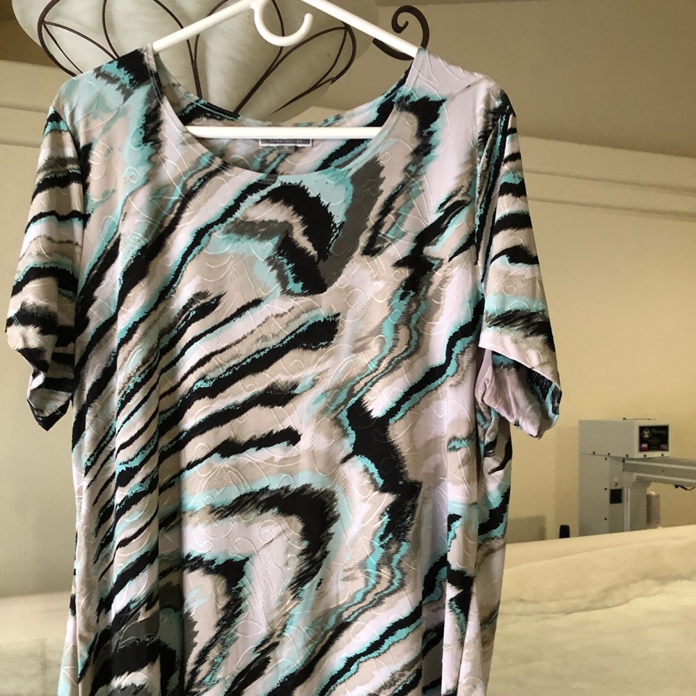 Women’s dress blouse